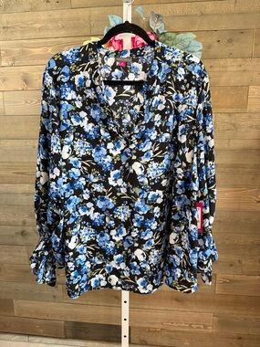 Vince Camuto Floral Blue and Black Women's Top plus size 3X